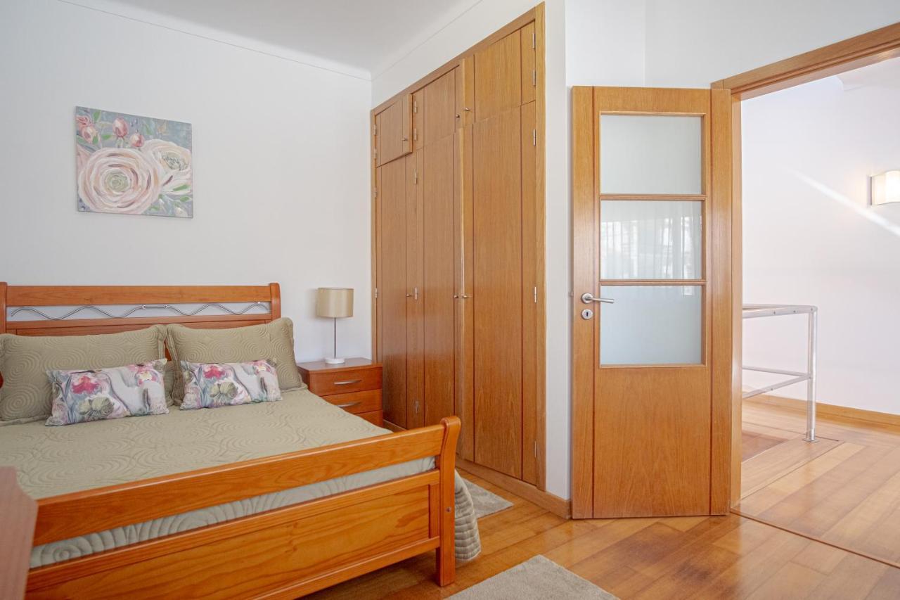 8 Rodrigues Family House - Villa With Patio Ναζαρέ Εξωτερικό φωτογραφία