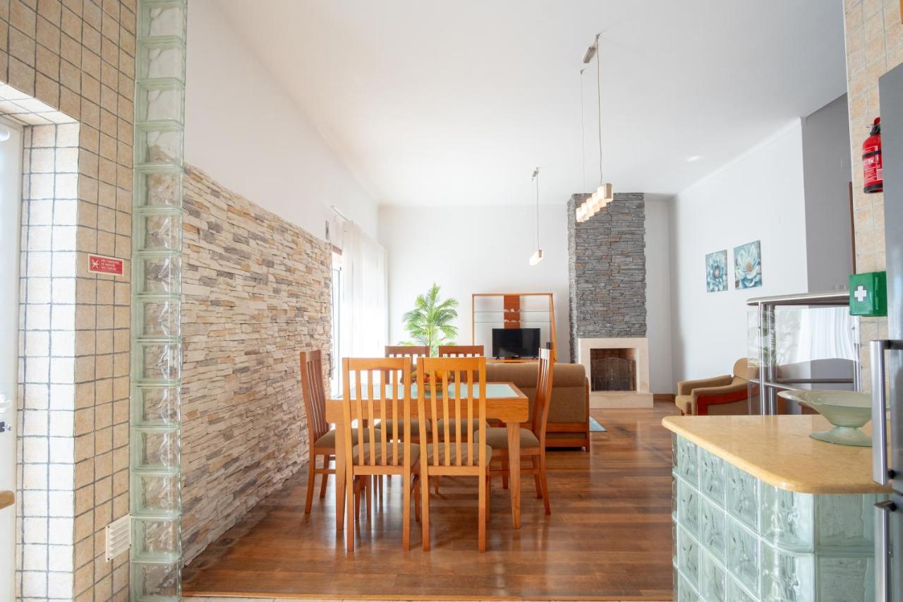 8 Rodrigues Family House - Villa With Patio Ναζαρέ Εξωτερικό φωτογραφία
